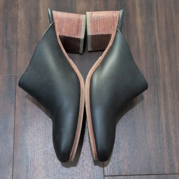 Nisolo All Day Heeled Mule - Picture 4 of 9
